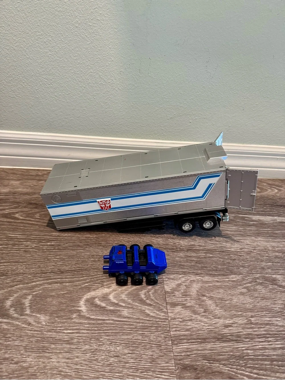 Transformers Masterpiece Optimus Prime Hasbro/ Toys 